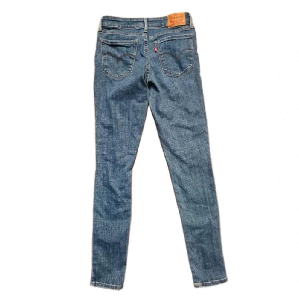 LEVI'S 711 skinny jeans. Size 26/30inseam. EXCELLENT CONDITION! - Picture 6 of 7